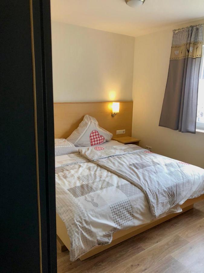Ferienhaus Moni Mit 2 Separaten Wohnungen Am Silbersee Frielendorf 外观 照片