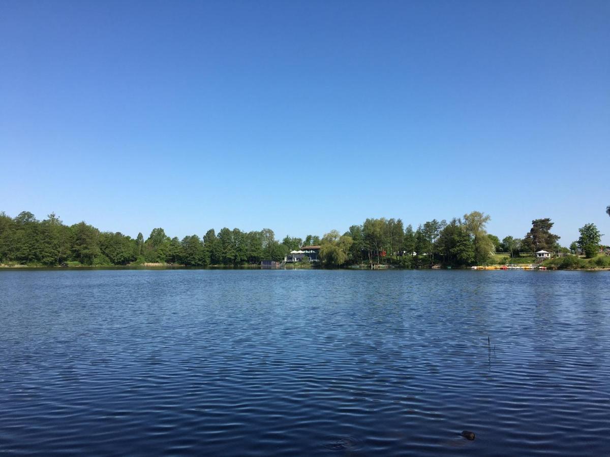Ferienhaus Moni Mit 2 Separaten Wohnungen Am Silbersee Frielendorf 外观 照片